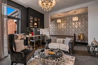 Penthouse CBD - 'Hobart Retreats' - 5