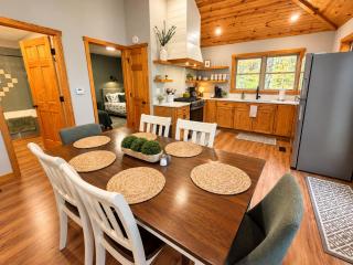 Honey Ridge Forest Retreat - 2
