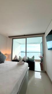 Wonderful Oceanfront Apartment - 6