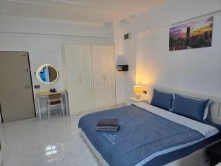 Monkey Apartment 3 - Patong Beach - 9