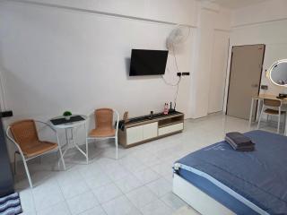 Monkey Apartment 3 - Patong Beach - 5
