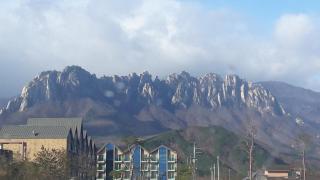 속초 울산바위 병풍뷰 하이디 타운하우스 1층 바베큐 가능 Sokcho Seorak Mountain Ulsanbawi View Stay - 8