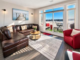 Great Location, Pool, Blue Mountain 2 BDRM Dream - 7