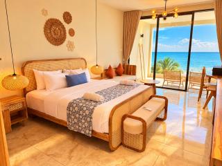 Olas Beach Resort & Restaurant - 0