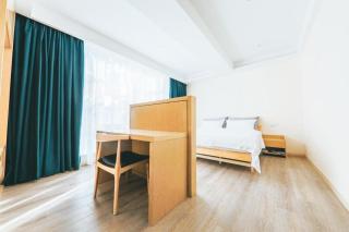 ZMAX Hotels Wuhan East Lake - 3