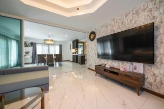 MAHI Pool Villa 4BR Near Airport & Old Town - 4