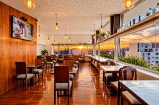Mint Hotel - 2