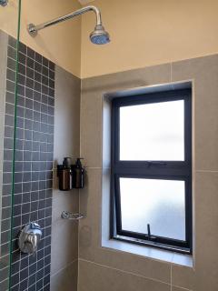 Xanadu Luxury Suites - 6