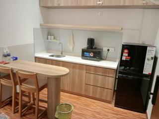 MK Suites, K Avenue - 0