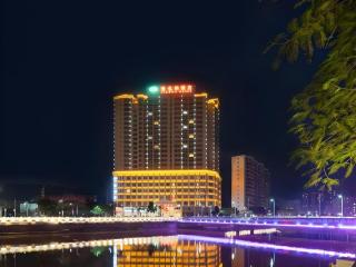 Vienna Hotel Guangdong Xinyi Jiaoyucheng River View - 9