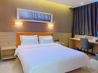 7 Days Premium Lintao City Golden Street Shopping Plaza Branch - 6