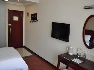 GreenTree Inn Lu Yi County Zi Qi Avenue Branch - 8