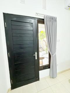 JOLA HOUSE Casa Natural Studio Apart Sanur No 8 - 1