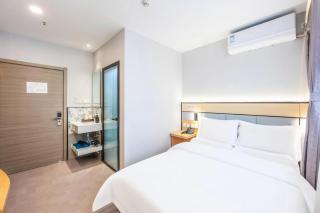 Beijing Yi Jia Hotel - 8