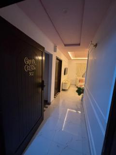 Aura Hotel & Apartments - 5