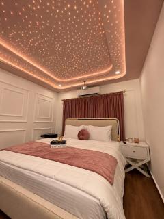 Aura Hotel & Apartments - 3