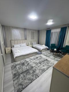 Hovakimyans Hotel Plus 24 And 7 - 0