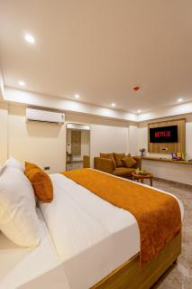 Hotel 9 Palms Delhi Airport - 6