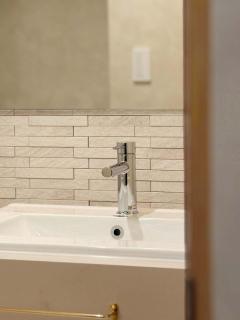 Mitsuyama BLD by b hotel - Renovated 2BR Apt Sleeps 10 Large Dining Table - 1