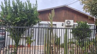 Casa con piscina en barrio residencial - 8