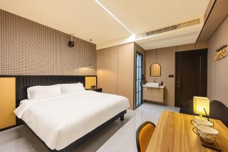 珠珠酒店 上海浦东机场东站店Shanghai zhuzhu Hotel - 24-hour free airport pick-up and drop-off Airport, 24-hour professional butler service, spacious room layout with great sense of space, relaxing spa massage service - 6