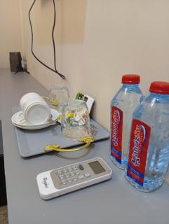 Budget One Room Oldmoney hotel - 8