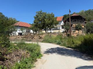 Tana House - 9