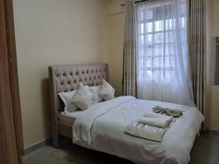 Azois Residency Batian - 6