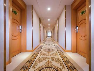 Vienna Classic Hotel Shenzhen Dalang Clothing Base - 8