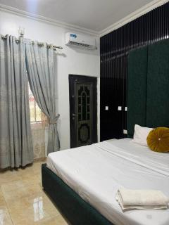 JAHI 1 BEDROOM 2 BED APARTMENTs - 3