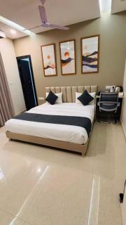 Hotel Saffron Hive - 8