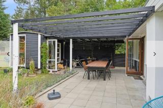 Newly renovated vacation home by Mols Bjerge - 5