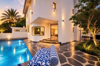 Carmelo Basilea Villa - 0