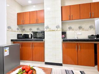 1BDM Aptmt Free Wifi,TV, NETFLIX,FRIDGE,KITCHEN-busy area - 5