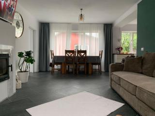 Relaxing Home for Families - 3