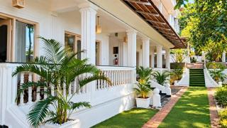 Zac Beach Resort - 4