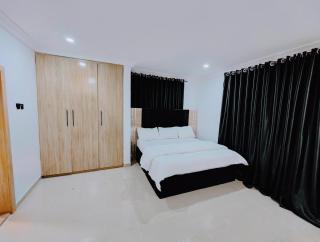 Pinnacle Apartment Lekki - Lekki - 4