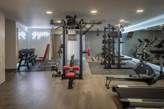 Two Bedroom Elegant Retreat in the City of Exeter - 2