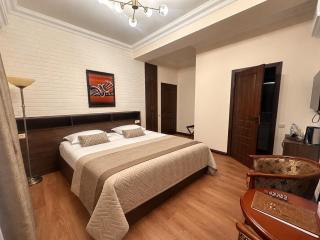 Hin Yerevantsi Hotel - 5