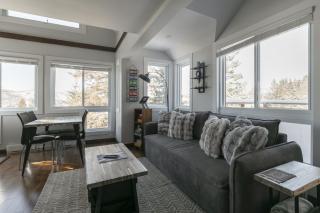 Condo Resort - Gondola 4 min walk -Terrace - 6