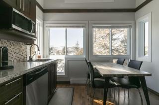 Condo Resort - Gondola 4 min walk -Terrace - 1