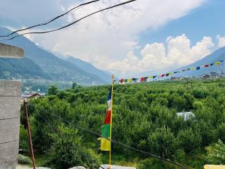 K&B Trimurti stay in Manali - 9