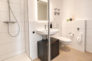 LP-Apartment mit Rheinblick, Messe, Balkon, Küche, Parkplatz - 2
