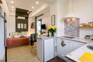 hotelise I Sunflower Studio - 1