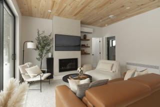 Forest Refuge - Fire - HotTub - Tremblant 15 min - 2