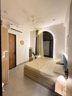 1Casa aurelia cozy stays 1bhk EFS - 4