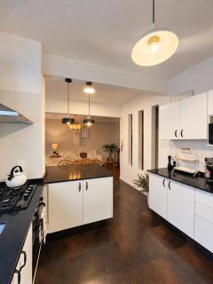 Apartment with balcony just steps from Estadio Centenario - 1