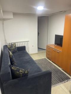 Studio 155 - 0