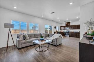 Comfort & Convenience in a Quiet Reno Neighborhood - 8