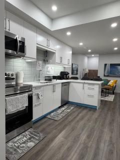 Almost Heaven - Stylish 2BR Suite near Spruce Meadows - 9